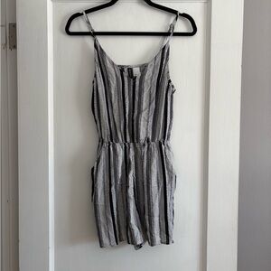 Divided Black and White Striped shorts romper Jumpsuit sleeveless
